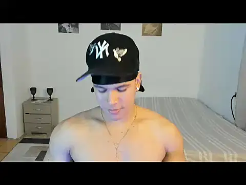 Snapshot of sant_wahlberg chatting on June 6, 2026, 12:16 am sant wahlberg online show from June 6, 2026, 12:16 am