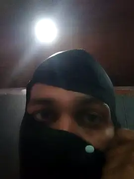 Snapshot of GOAn_couple chatting on May 14, 2026, 1:57 am GOAn couple online show from May 14, 2026, 1:57 am