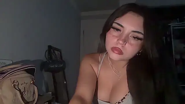 Snapshot of Maddieblairxo chatting on August 7, 2026, 8:09 am Maddieblairxo online show from August 7, 2026, 8:09 am