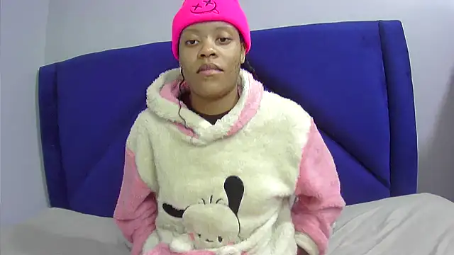 Snapshot of TheSexyBibi chatting on June 20, 2026, 7:52 pm TheSexyBibi online show from June 20, 2026, 7:52 pm
