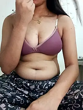 Snapshot of sexy_pritii chatting on May 30, 2026, 12:00 pm sexy pritii online show from May 30, 2026, 12:00 pm