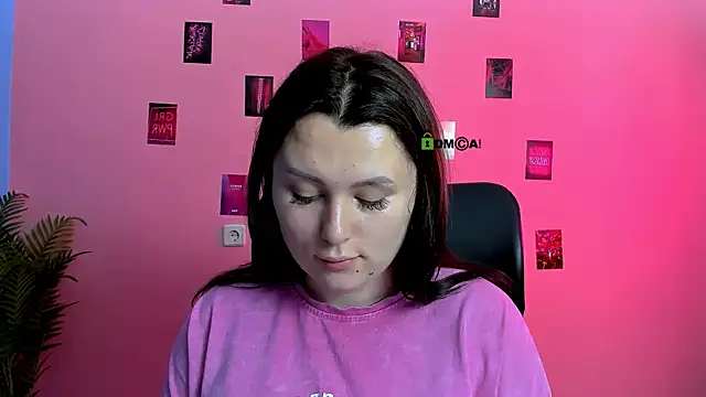 Snapshot of luna_noct chatting on July 25, 2026, 6:47 pm luna noct online show from July 25, 2026, 6:47 pm