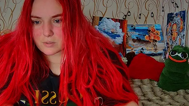 Snapshot of Esteri__Moon chatting on June 20, 2026, 10:48 pm Esteri Moon online show from June 20, 2026, 10:48 pm