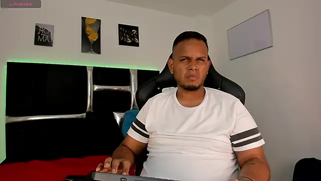 Snapshot of Jay_raze chatting on May 5, 2026, 11:46 am Jay raze online show from May 5, 2026, 11:46 am