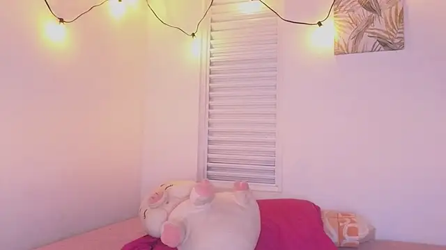 Snapshot of VictoriaaLopez chatting on June 23, 2026, 7:01 pm VictoriaaLopez online show from June 23, 2026, 7:01 pm