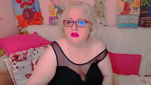 Snapshot of Maturelove_xxx chatting on July 10, 2026, 7:03 pm Maturelove xxx online show from July 10, 2026, 7:03 pm