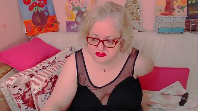 Snapshot of Maturelove_xxx chatting on May 25, 2026, 7:01 pm Maturelove xxx online show from May 25, 2026, 7:01 pm