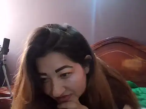 Snapshot of Morchis_esmeralda chatting on April 29, 2026, 5:30 pm Morchis esmeralda online show from April 29, 2026, 5:30 pm