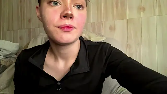 Snapshot of Malinwitch chatting on June 11, 2026, 3:09 pm Malinwitch online show from June 11, 2026, 3:09 pm