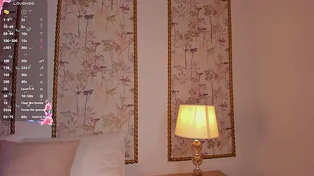 Snapshot of sara_castro24_ chatting on July 30, 2026, 8:52 pm sara castro24 online show from July 30, 2026, 8:52 pm