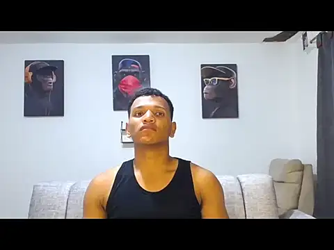 Snapshot of Ian_Arcia chatting on May 27, 2026, 1:04 am Ian Arcia online show from May 27, 2026, 1:04 am
