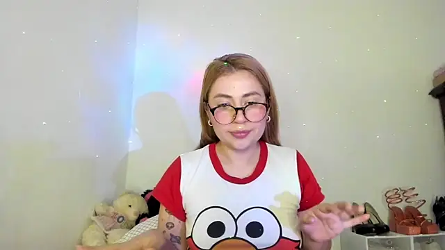 hyunjoo online show from April 30, 2026, 6:26 pm