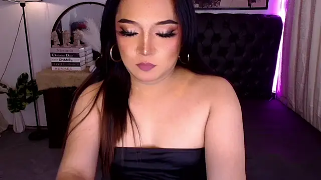 Sensual Ekang online show from July 1, 2026, 8:09 pm