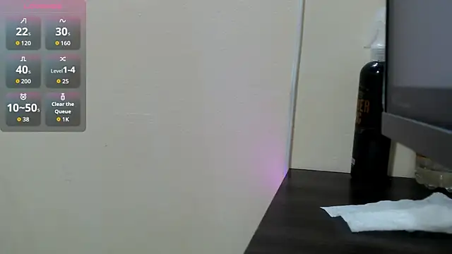 Snapshot of LUCYXS1 chatting on June 17, 2026, 12:15 pm LUCYXS1 online show from June 17, 2026, 12:15 pm