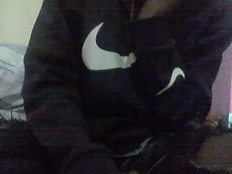 Snapshot of Leeratoe chatting on May 28, 2026, 5:37 am Leeratoe online show from May 28, 2026, 5:37 am