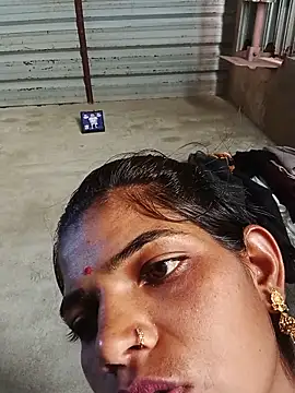 Snapshot of Khushi_lodha chatting on June 5, 2026, 8:53 am Khushi lodha online show from June 5, 2026, 8:53 am