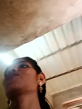 Snapshot of Khushi_lodha chatting on June 6, 2026, 12:21 pm Khushi lodha online show from June 6, 2026, 12:21 pm