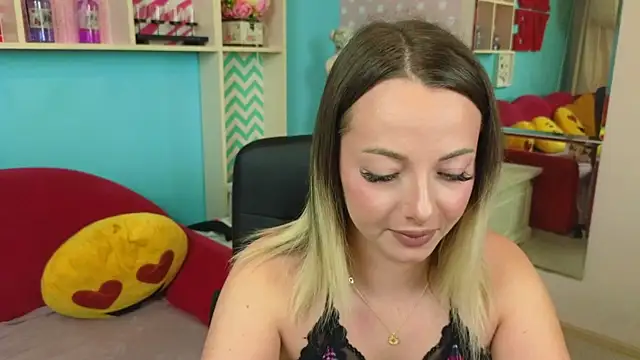 Wet Dakota online show from June 12, 2026, 4:21 am
