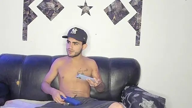 Snapshot of Master_King_Crazzy666 chatting on May 30, 2026, 6:46 pm Master King Crazzy666 online show from May 30, 2026, 6:46 pm