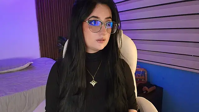 Snapshot of AnnyBonne9 chatting on May 11, 2026, 11:55 am AnnyBonne9 online show from May 11, 2026, 11:55 am