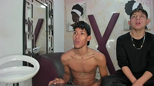 Snapshot of RED_BOYS_XXX chatting on May 30, 2026, 1:50 pm RED BOYS XXX online show from May 30, 2026, 1:50 pm
