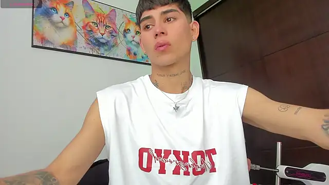 lukasstrong  online show from August 9, 2026, 7:20 pm