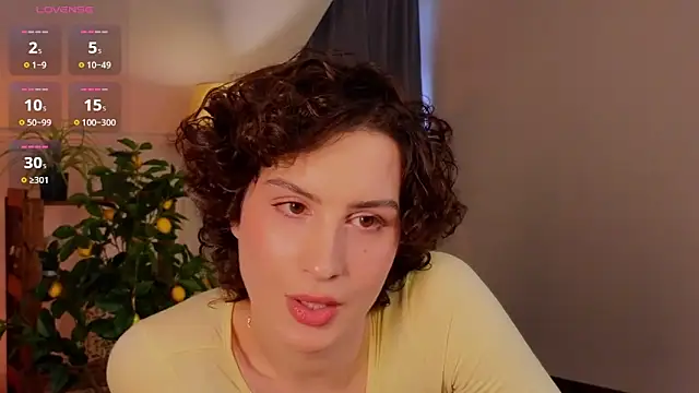 Snapshot of Malena_Noir chatting on May 9, 2026, 2:48 am Malena Noir online show from May 9, 2026, 2:48 am