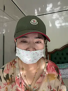 Xiaotian-tian online show from May 8, 2026, 12:58 am