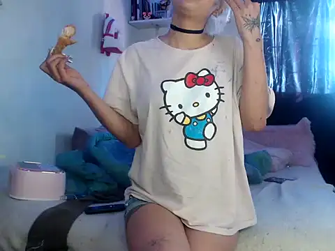 Snapshot of bunnyfoxxd chatting on July 28, 2026, 8:52 pm bunnyfoxxd online show from July 28, 2026, 8:52 pm