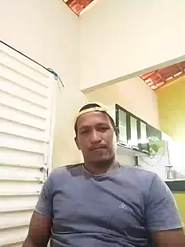 Snapshot of casado8659 chatting on June 25, 2026, 11:15 am casado8659 online show from June 25, 2026, 11:15 am