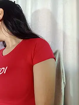 Hot Sophy  online show from July 6, 2026, 12:34 pm