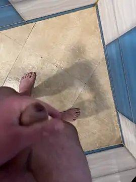 lonelycock online show from May 17, 2026, 10:48 am