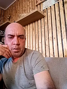 Snapshot of ElCostel chatting on April 30, 2026, 2:46 pm ElCostel online show from April 30, 2026, 2:46 pm