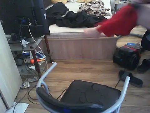 Snapshot of GeorgeCarlo chatting on June 2, 2026, 4:18 pm GeorgeCarlo online show from June 2, 2026, 4:18 pm