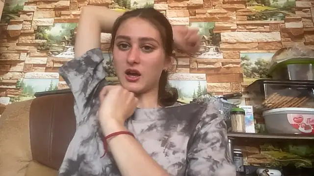 Snapshot of MercySoeder chatting on May 3, 2026, 3:15 pm MercySoeder online show from May 3, 2026, 3:15 pm