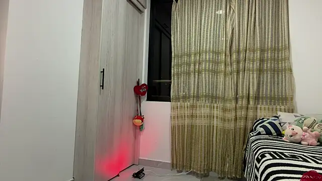  peachyboy online show from June 14, 2026, 3:30 am