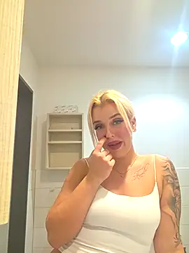 SelinaSeduce online show from June 2, 2026, 7:25 pm