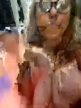 Mariiii morena online show from July 6, 2026, 4:53 pm