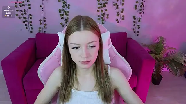 Snapshot of Eva_Th0mpson chatting on June 15, 2026, 12:55 am Eva Th0mpson online show from June 15, 2026, 12:55 am