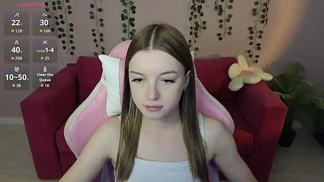 Snapshot of Eva_Th0mpson chatting on July 8, 2026, 12:57 am Eva Th0mpson online show from July 8, 2026, 12:57 am