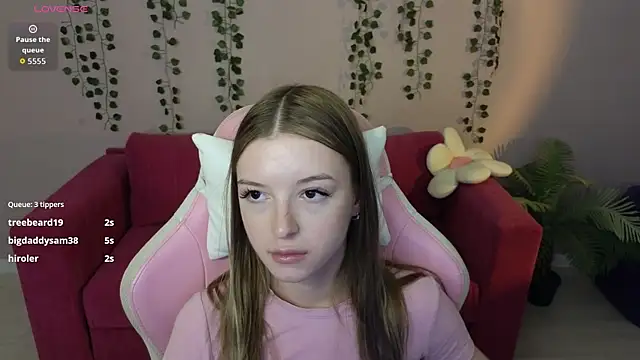 Snapshot of Eva_Th0mpson chatting on July 7, 2026, 6:47 am Eva Th0mpson online show from July 7, 2026, 6:47 am