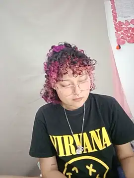 Ari vibesX online show from June 3, 2026, 12:00 am