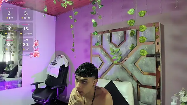SCARLEXXX LYAN online show from June 4, 2026, 7:07 pm