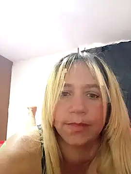 Afroditabadgirl online show from May 7, 2026, 10:02 pm
