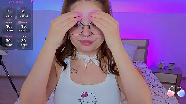 selenamils online show from June 6, 2026, 9:47 am