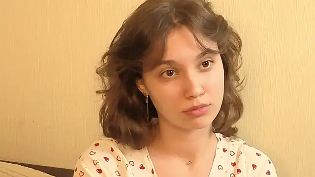 JolieDerringer online show from July 15, 2026, 7:48 am