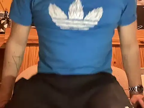 alecsgzz online show from July 30, 2026, 12:43 am