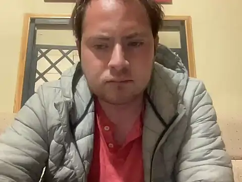 alecsgzz online show from July 14, 2026, 2:05 am