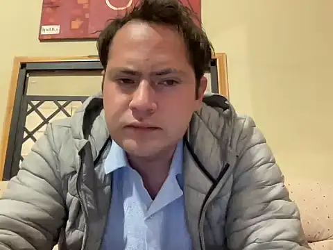 alecsgzz online show from July 5, 2026, 4:19 am