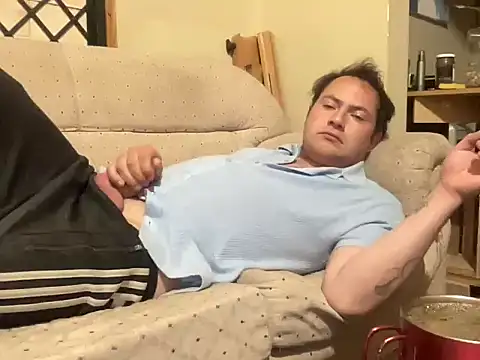 alecsgzz online show from July 7, 2026, 3:09 am